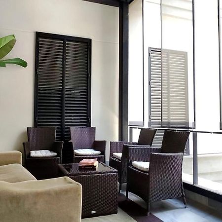 Selecta Elegante Apartamento Con Patio En Centro Historico Σεβίλλη Εξωτερικό φωτογραφία