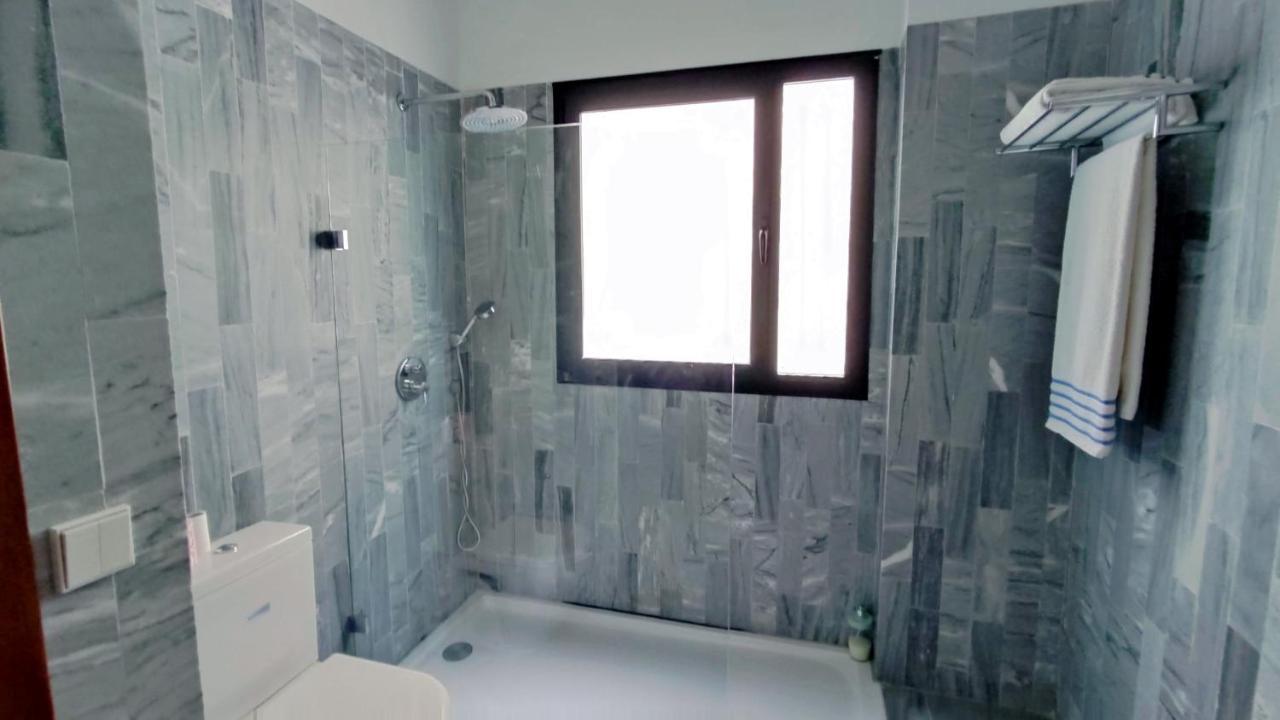 Selecta Elegante Apartamento Con Patio En Centro Historico Σεβίλλη Εξωτερικό φωτογραφία